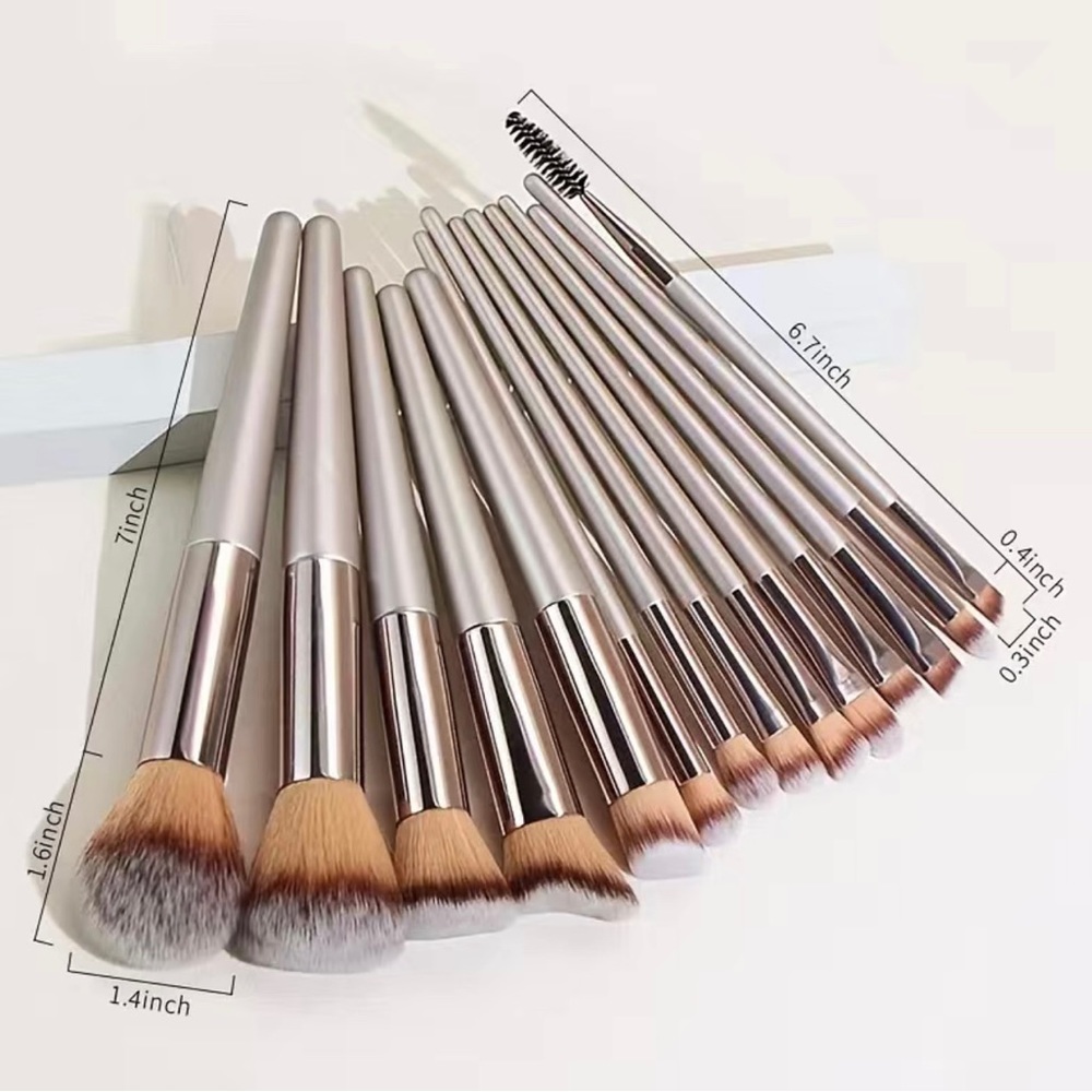 Makeup brush set - Picture 7 of 11